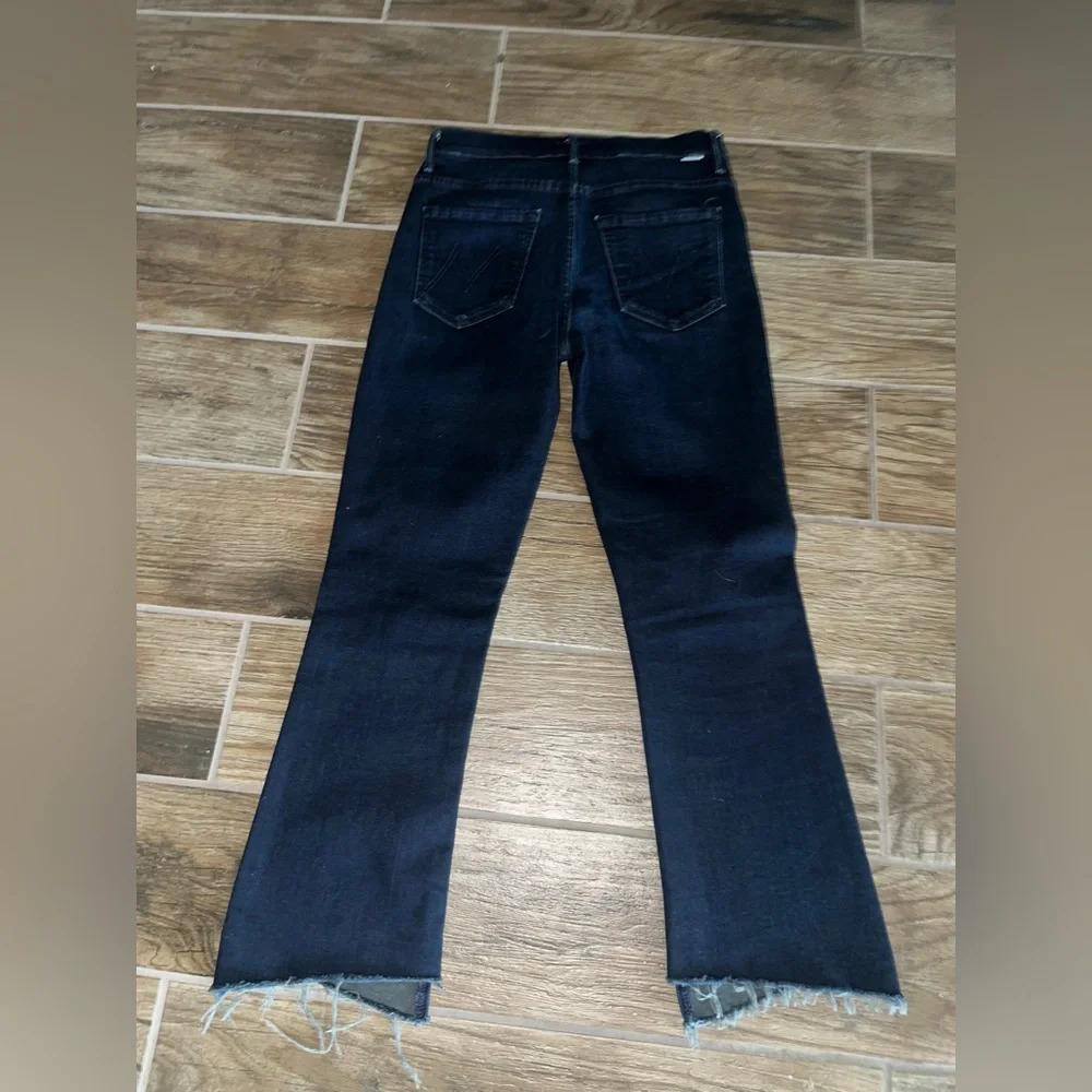 Mother Insider Crop Two step fray Jeans in Hey Good lookin - Picture 2 of 5